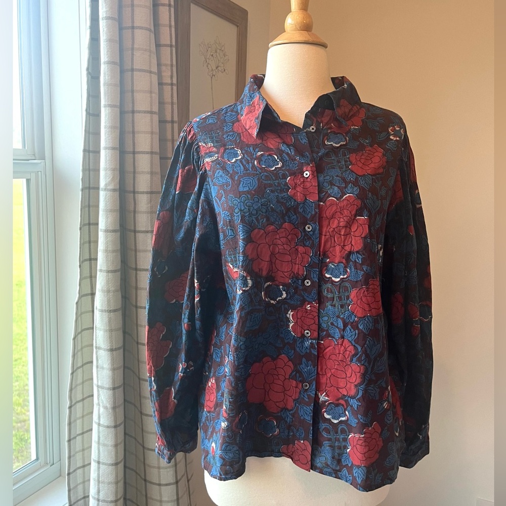 Lilla P Floral Shirred Sleeve Top